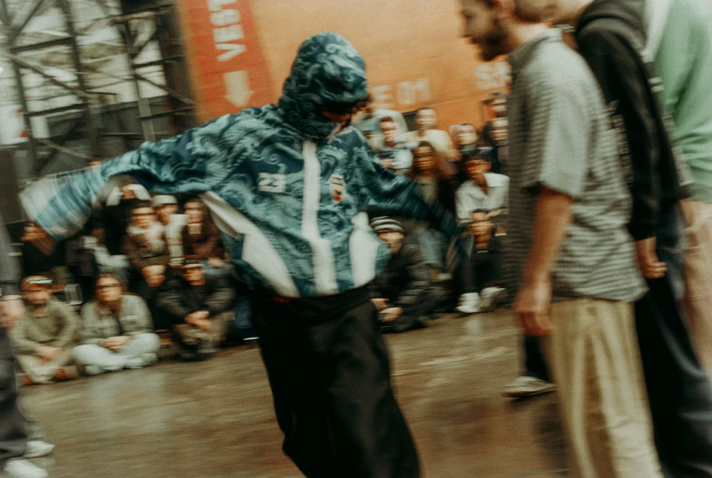 Arthur Barat — Hotmilk Break Battle 2026 - 30 ans d'existence du Breakdance sur Cholet : Crew VS Crew, l'Autre Usine 1