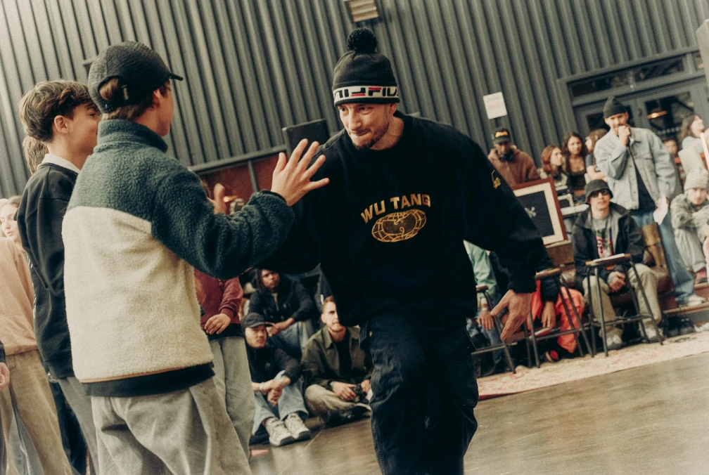Arthur Barat — Hotmilk Break Battle 2026 - 30 ans d'existence du Breakdance sur Cholet : Crew VS Crew, l'Autre Usine 2
